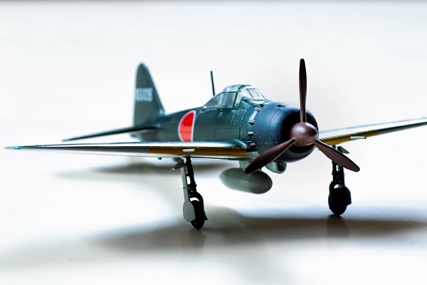 軍用飛行機