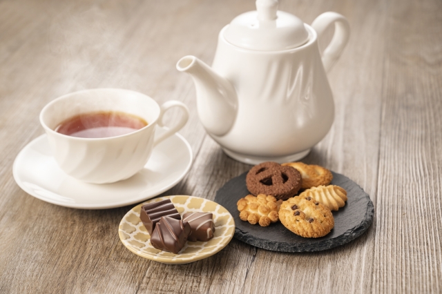 紅茶とお菓子