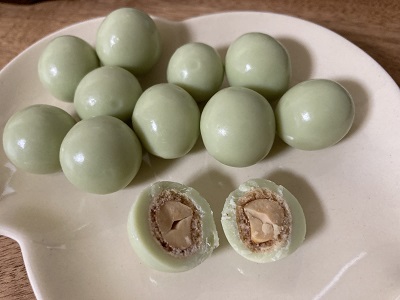 大玉チョコボールピスタチオ