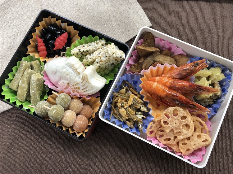お菓子のおせち料理