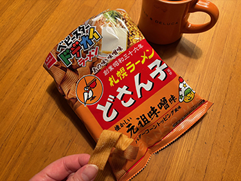 ベビースタードデカイラーメン 札幌ラーメン どさん子　元祖味噌味