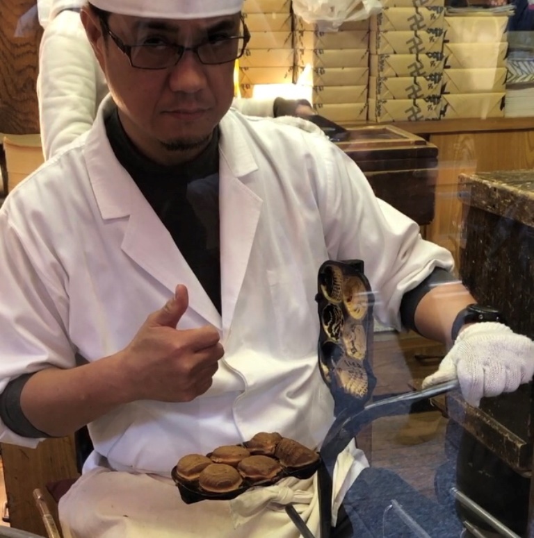 亀屋　職人