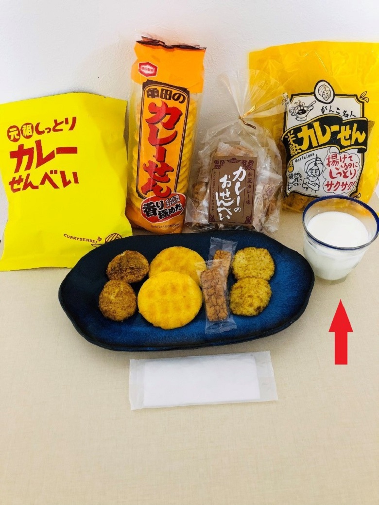 カレーせんと牛乳