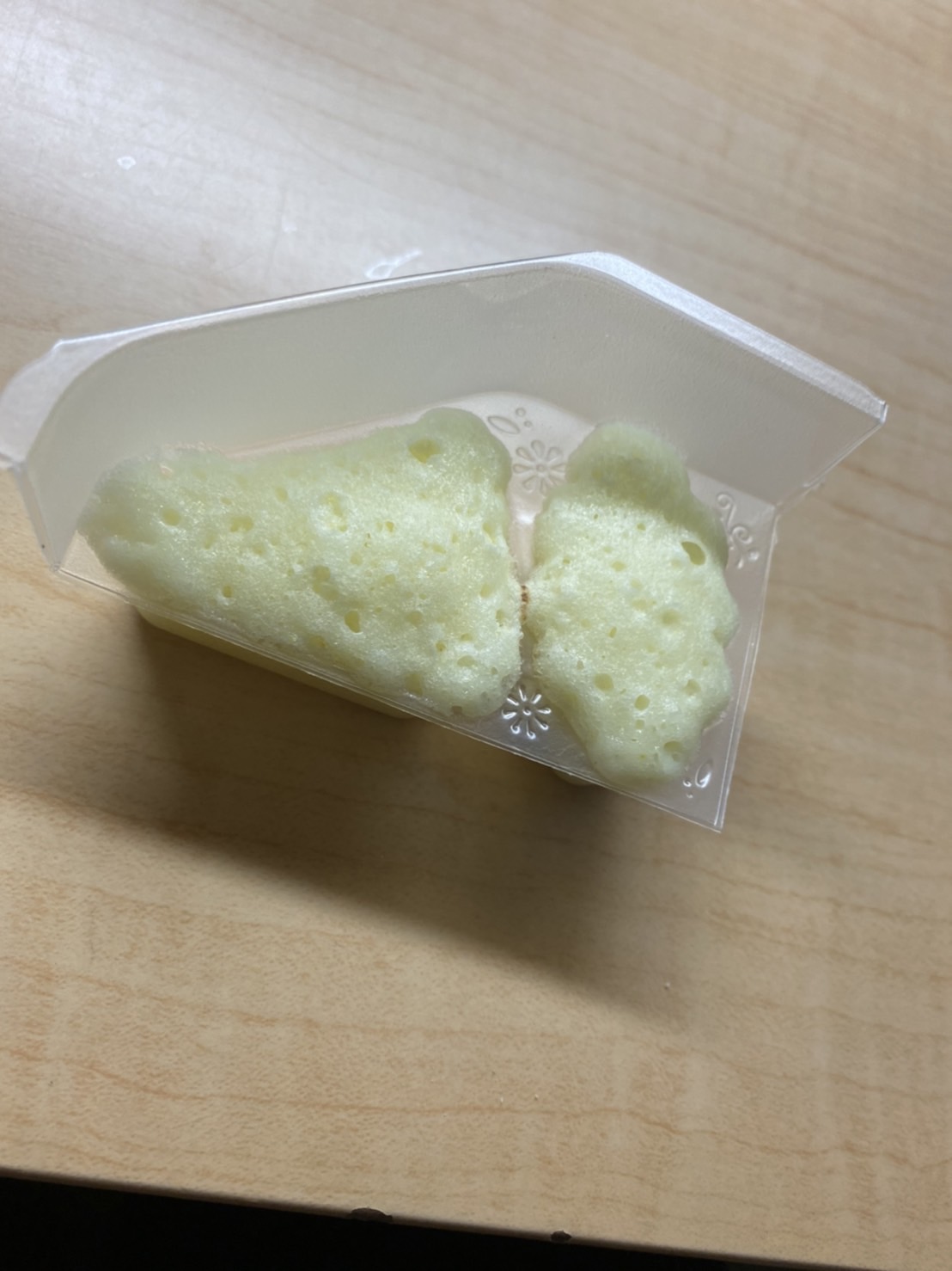 スポンジケーキ
