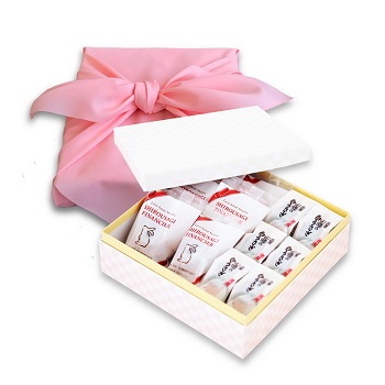 寿製菓　ありがとうさぎBOX～白うさぎ＆フィナンシェご縁箱～