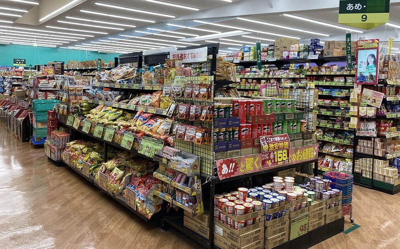 杏林堂新居店お菓子売場①