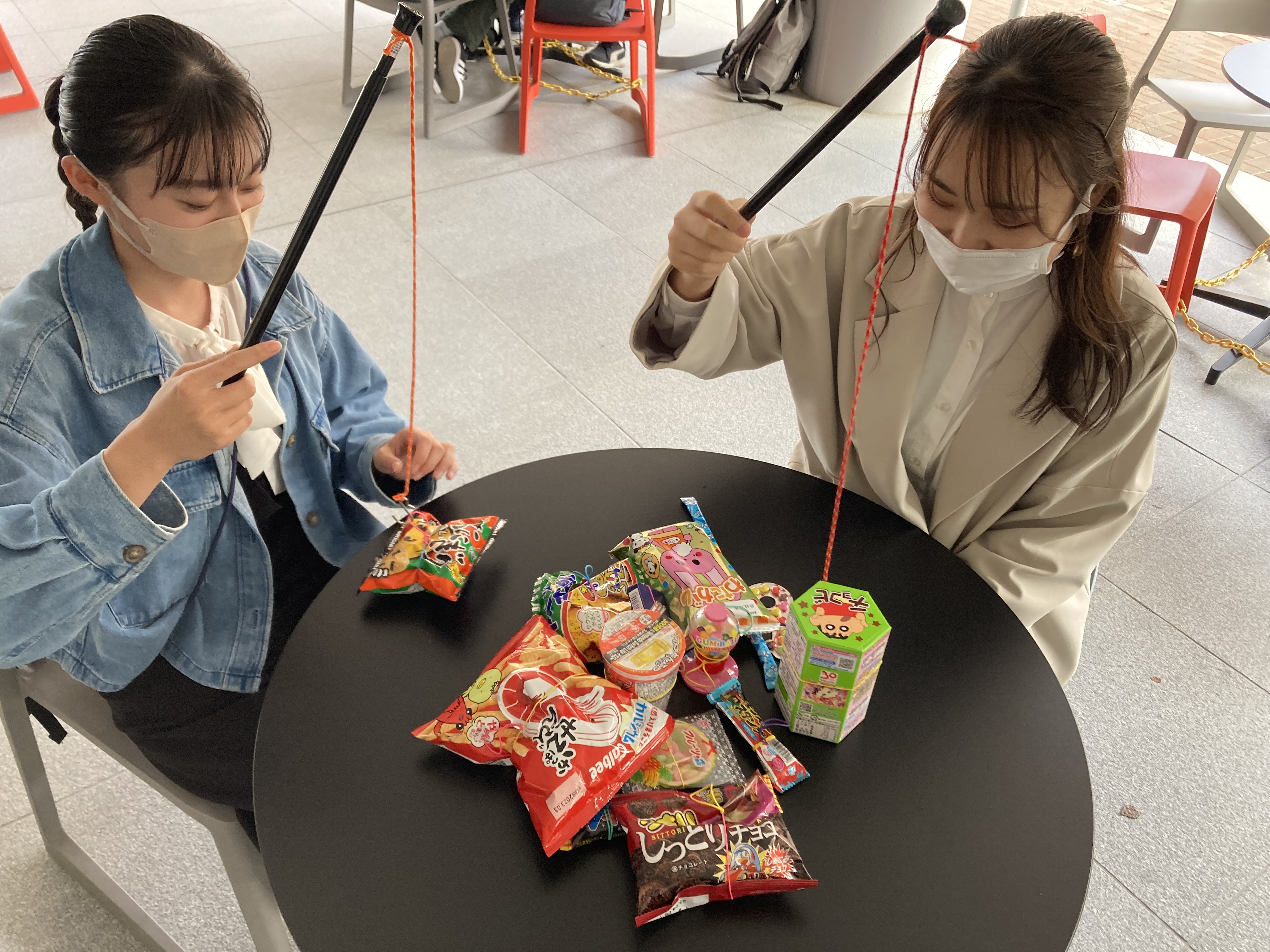 お菓子釣りでの様子