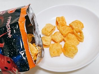 ガンダムエアリアルコラボお菓子⑥中身チーズ