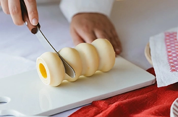 バウムクーヘンキュートジャパン ホワイトチョコレート