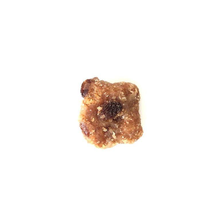 山脇製菓　レーズン＆かりんとう　中身