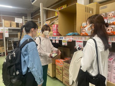 お菓子の選定